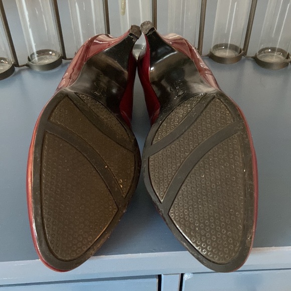 Alfani Step and Flex Red Heels - Picture 4 of 4